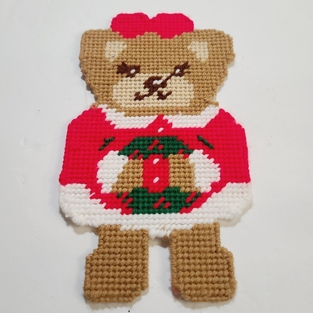 Vintage 80s 90s Kawaii Teddy Bear Yarn Stitch Christmas Decor